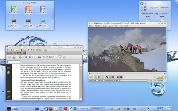 KDE 4.6.2 Desktop with open windows